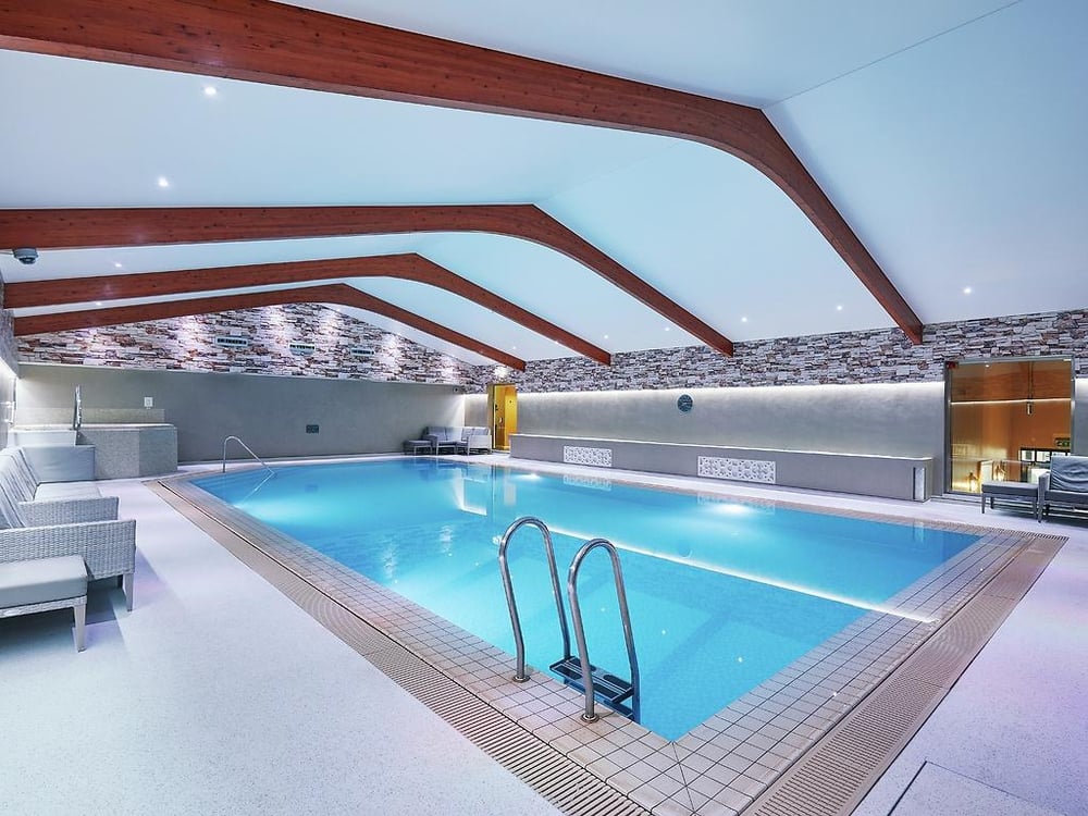 1024x768_TRG9H_vb2225738aphpool2