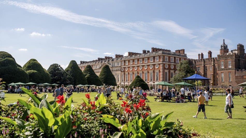 Hampton+Court+Palace,+East+Molesey,+Surrey