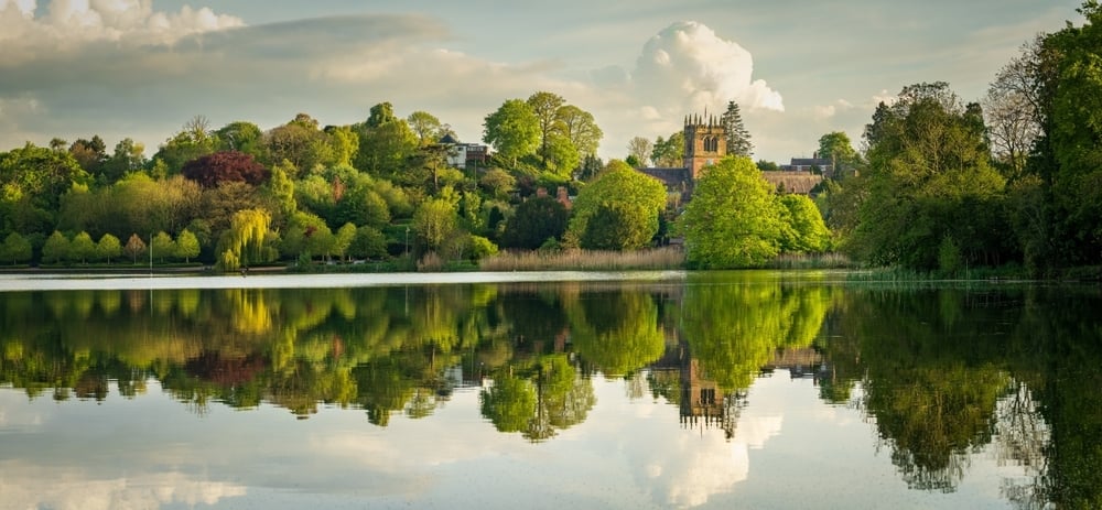 shutterstock_2335914203