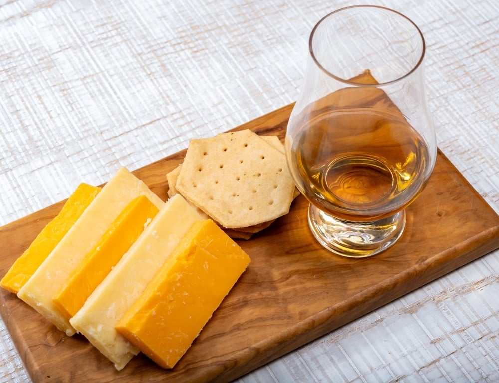 shutterstock_2403980631