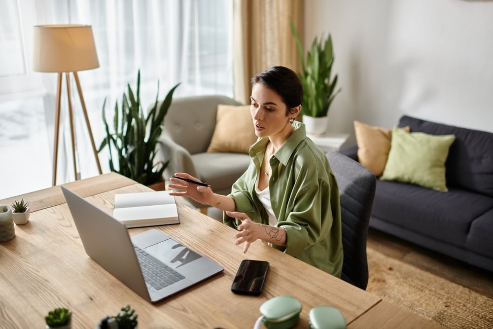 shutterstock_2484023469