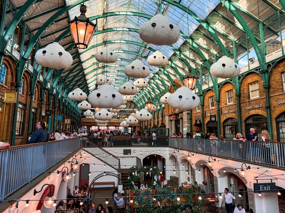 shutterstock_2501883651